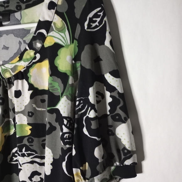 Style & Co patterned blouse size small - Picture 5 of 9